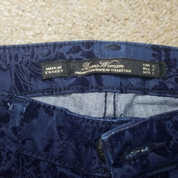 Zara Embellished Jeans - Picture 3 of 5